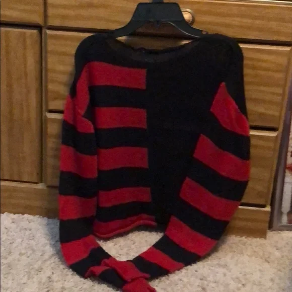 Hot Topic Ladies Size S Sweater - Picture 3 of 3